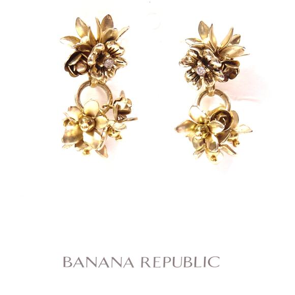 NWT Banana Republic Women's Double Brass Metal Flower Stud EARRINGS NWT 48 - Picture 1 of 7